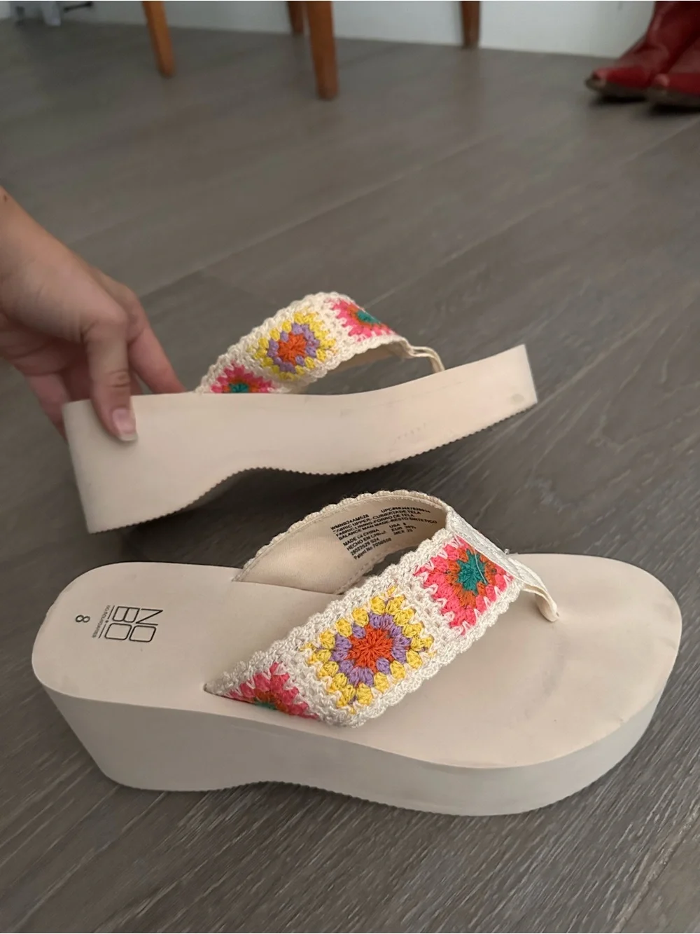 Size 8 women’s sandals